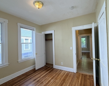 63 Blake Street - Photo Thumbnail 11