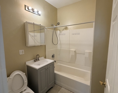 63 Blake Street - Photo Thumbnail 5