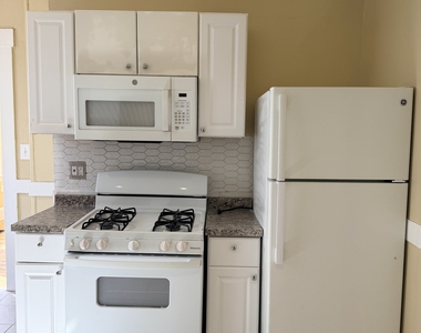 63 Blake Street - Photo Thumbnail 2