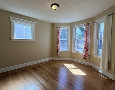 63 Blake Street - Photo Thumbnail 14