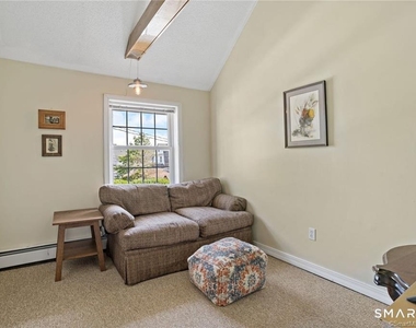 210 Broadway - Photo Thumbnail 17