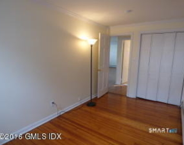 20 Division Street - Photo Thumbnail 8