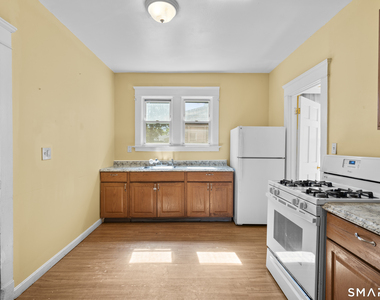 855 Woodward Avenue - Photo Thumbnail 1