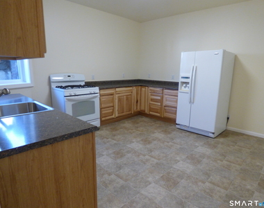 375 Greenwich Avenue - Photo Thumbnail 1