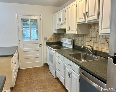 112 Rodgers Road - Photo Thumbnail 7
