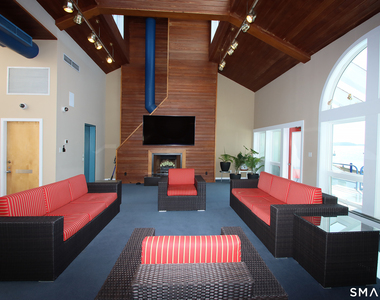 14 Harbour Close - Photo Thumbnail 34