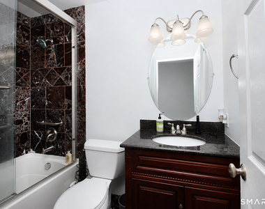 14 Harbour Close - Photo Thumbnail 16