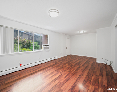 232 Oakville Avenue - Photo Thumbnail 3