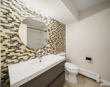 232 Oakville Avenue - Photo Thumbnail 20