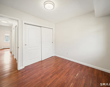 232 Oakville Avenue - Photo Thumbnail 23