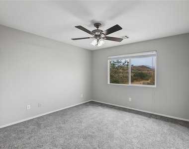 10191 Deep Glen Street - Photo Thumbnail 13