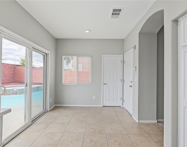 10191 Deep Glen Street - Photo Thumbnail 11