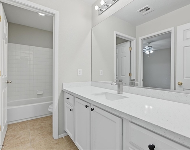 10191 Deep Glen Street - Photo Thumbnail 22