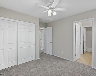 10191 Deep Glen Street - Photo Thumbnail 21