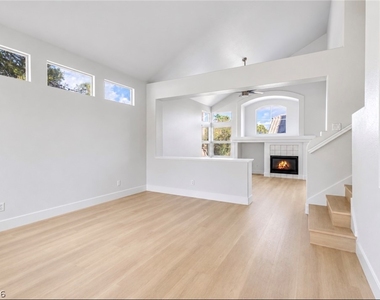 10416 Horseback Ridge Avenue - Photo Thumbnail 2