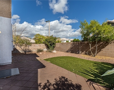 10416 Horseback Ridge Avenue - Photo Thumbnail 27