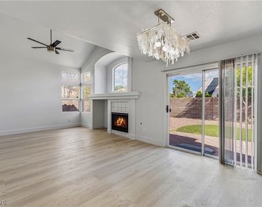 10416 Horseback Ridge Avenue - Photo Thumbnail 25