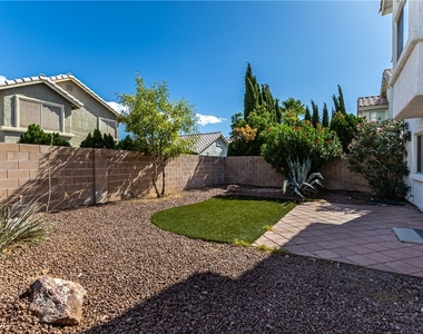 10416 Horseback Ridge Avenue - Photo Thumbnail 29