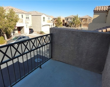 9229 Millikan Avenue - Photo Thumbnail 12