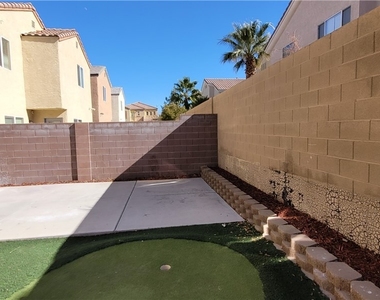 9229 Millikan Avenue - Photo Thumbnail 17