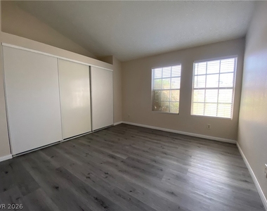 4327 Peaceful Path Court - Photo Thumbnail 15
