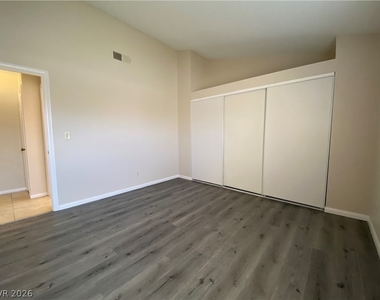 4327 Peaceful Path Court - Photo Thumbnail 16