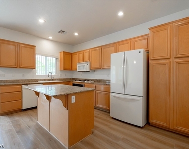 3148 E Eldorado Lane - Photo Thumbnail 15