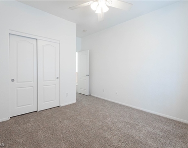 3148 E Eldorado Lane - Photo Thumbnail 36