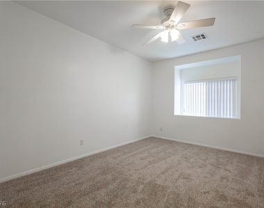 3148 E Eldorado Lane - Photo Thumbnail 37