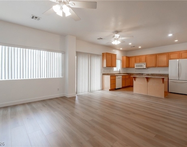 3148 E Eldorado Lane - Photo Thumbnail 6