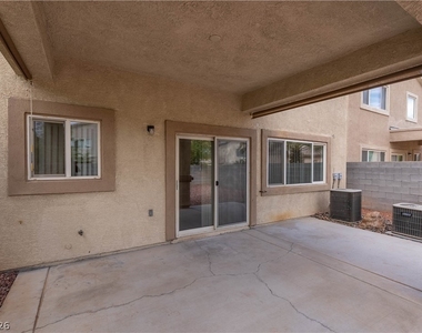 3148 E Eldorado Lane - Photo Thumbnail 44