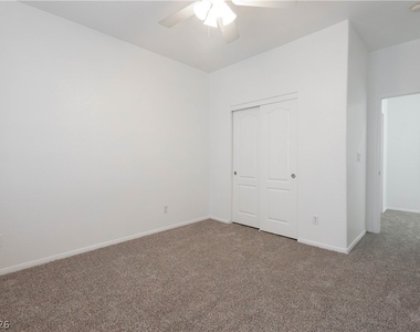 3148 E Eldorado Lane - Photo Thumbnail 35