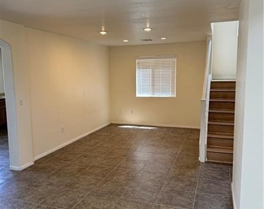 9522 Aspen Canyon Court - Photo Thumbnail 3
