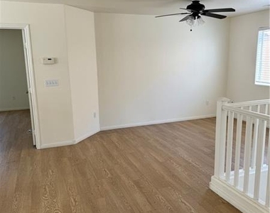 9522 Aspen Canyon Court - Photo Thumbnail 8