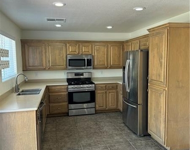 9522 Aspen Canyon Court - Photo Thumbnail 5