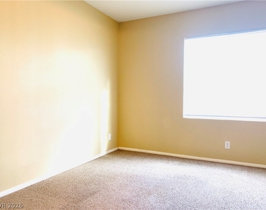 7738 Hampton Willows Lane - Photo Thumbnail 19