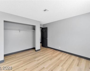 1641 N Lamont Street - Photo Thumbnail 5
