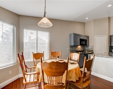 2023 Farmouth Circle - Photo Thumbnail 18