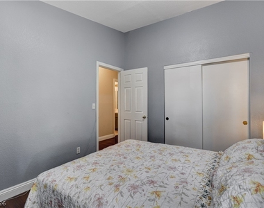 2023 Farmouth Circle - Photo Thumbnail 46