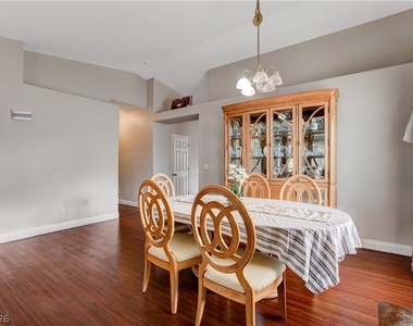2023 Farmouth Circle - Photo Thumbnail 6