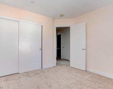 3164 Degas Tapestry Avenue - Photo Thumbnail 30