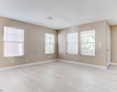 3164 Degas Tapestry Avenue - Photo Thumbnail 5