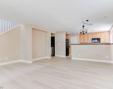 3164 Degas Tapestry Avenue - Photo Thumbnail 2