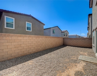 9946 Indigo Cliffs Street - Photo Thumbnail 38