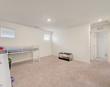 9946 Indigo Cliffs Street - Photo Thumbnail 19