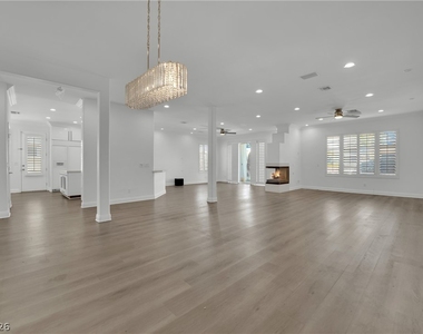 8736 Carlitas Joy Court - Photo Thumbnail 13