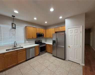 3570 Chelsea Grove Street - Photo Thumbnail 19