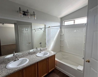 3570 Chelsea Grove Street - Photo Thumbnail 42