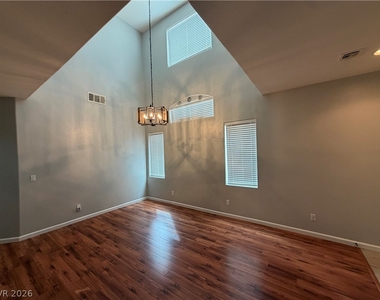 3570 Chelsea Grove Street - Photo Thumbnail 7