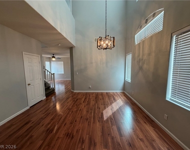 3570 Chelsea Grove Street - Photo Thumbnail 5
